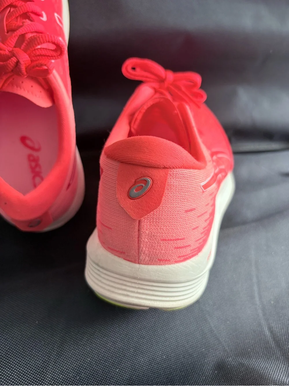 Asics lightweight knit